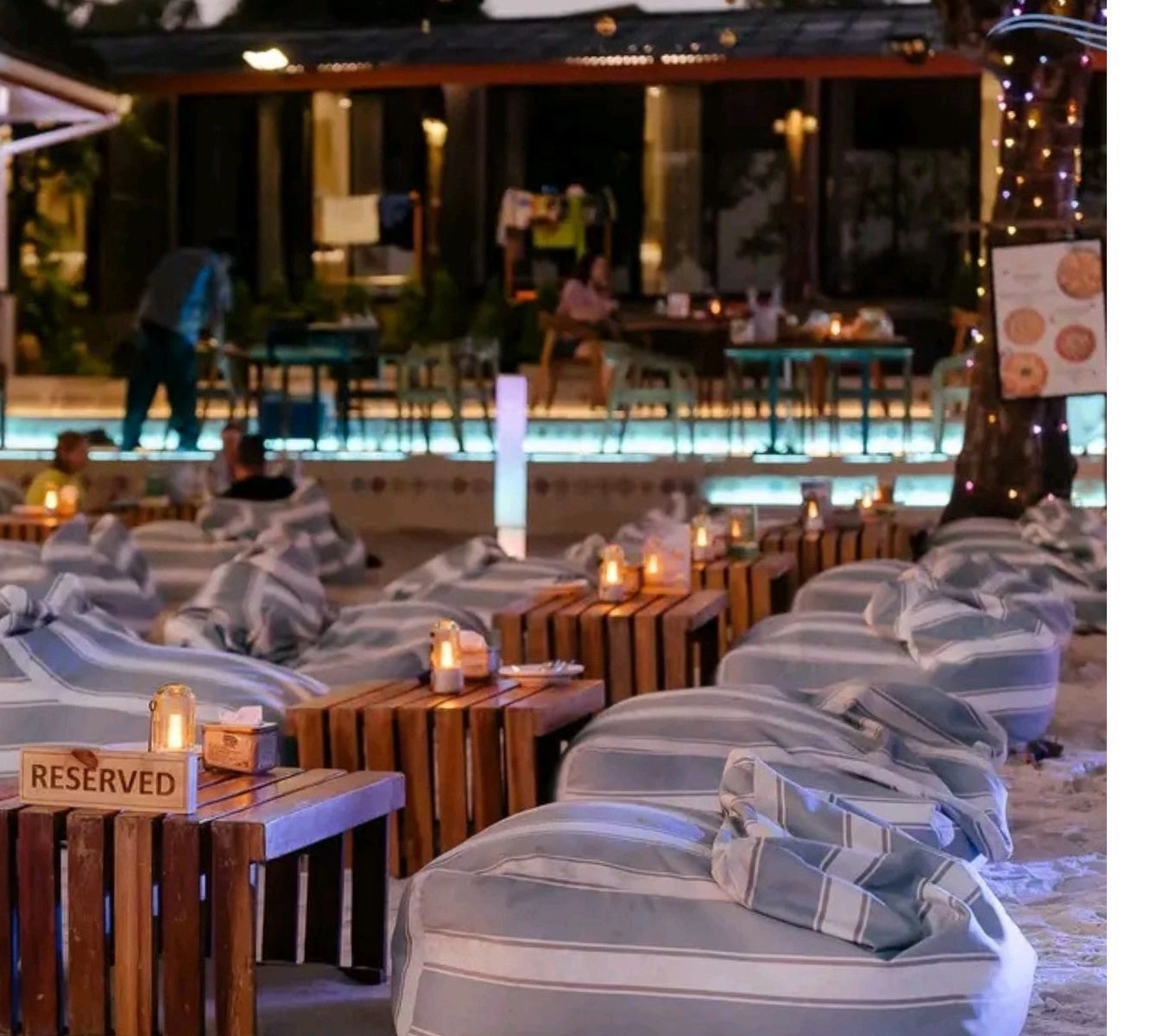 Beachfront Dining