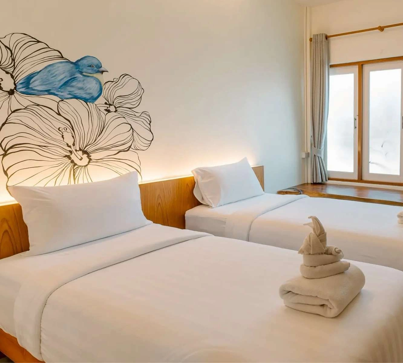 Standard Bungalow Twin Bed